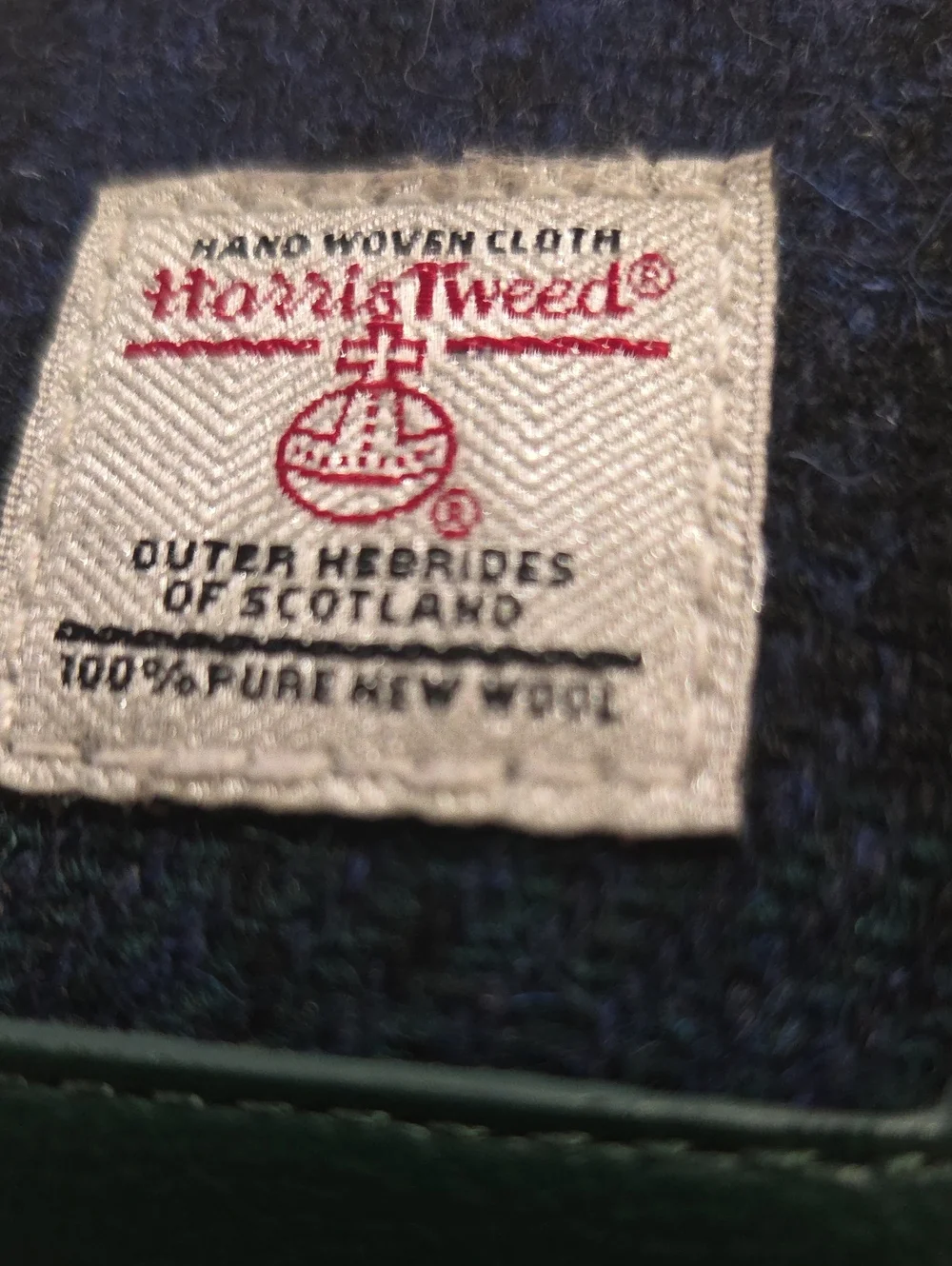 NWOT THE ISLANDER MENS WALLET